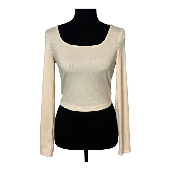 - #173 Bundle of four stretch knit crop tops - Picture 4 of 10